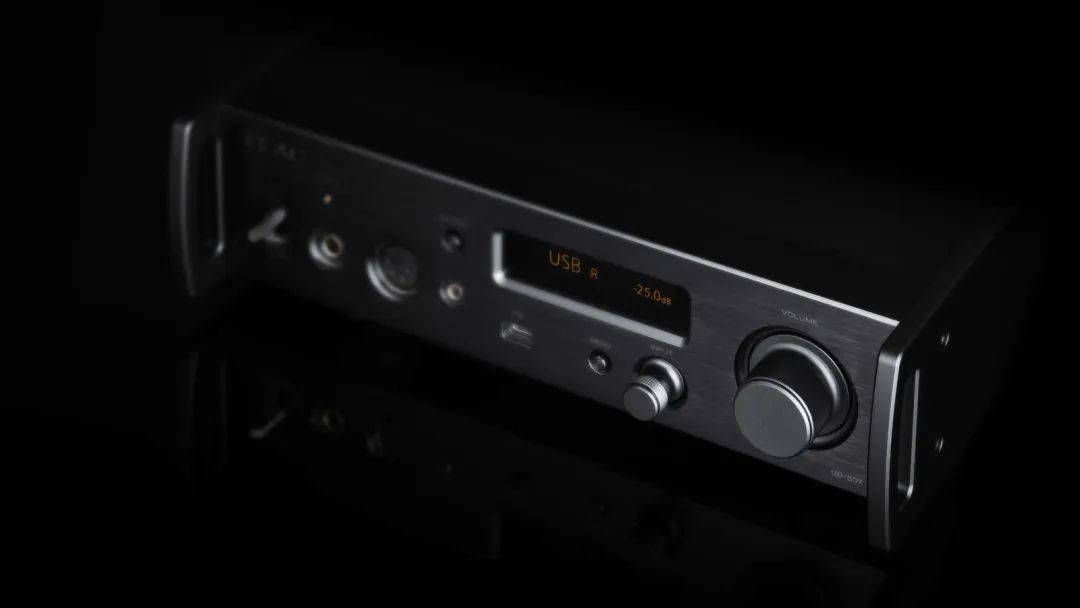 TEAC UD-507